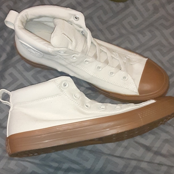 COPY - New White Slip On Chuck Taylors - Picture 2 of 3
